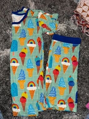Little Sleepies unisex Kids Ice Cream Print Pajama Set size 12/14 shorts